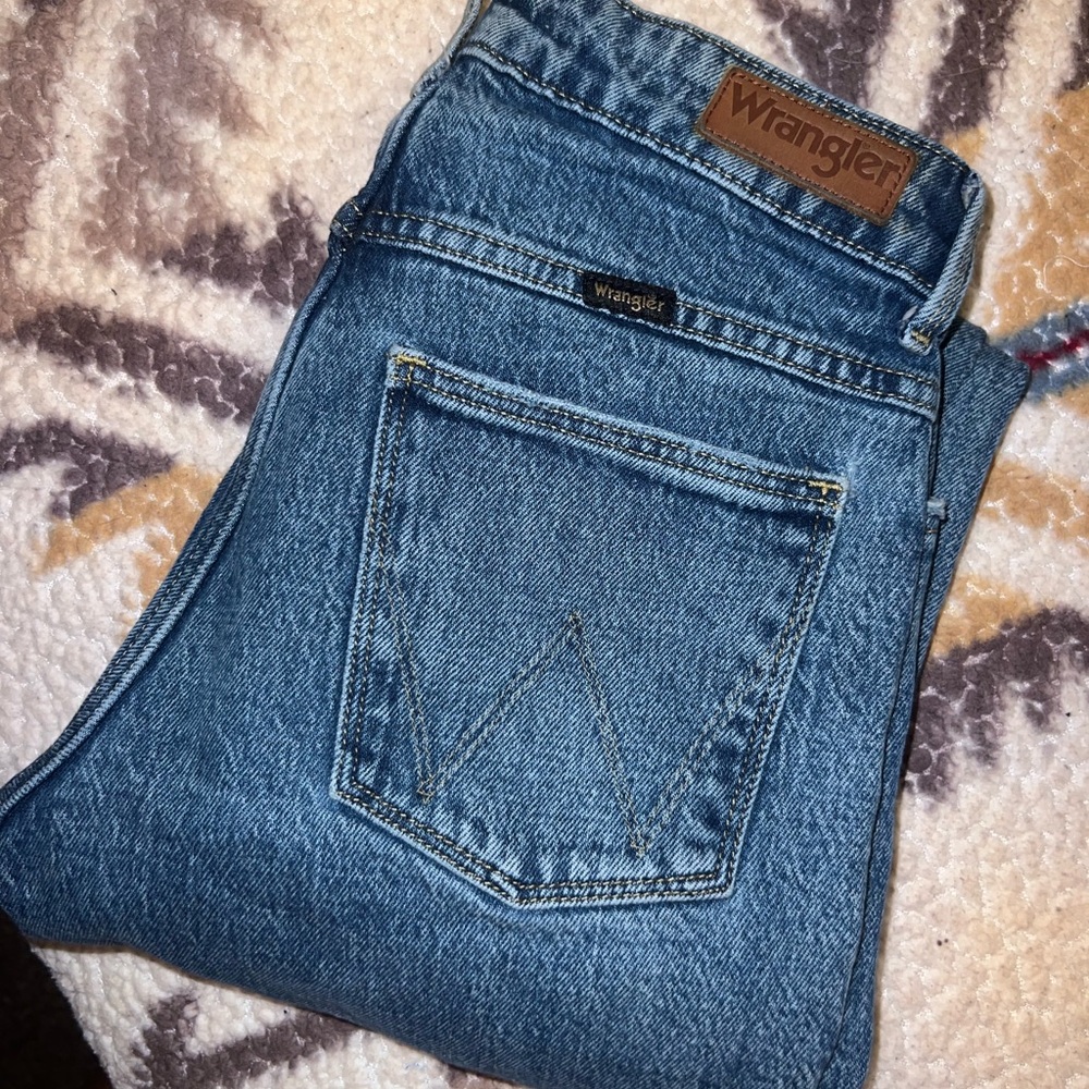 Wrangler Rodeo High Rise Crop Blue Denim Jeans